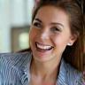 Cliente soddisfatto con smartphone